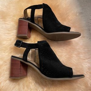 Franco Sarto Harlet2 suede sandals